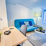 Studio cosy sous les toits en plein centre-ville